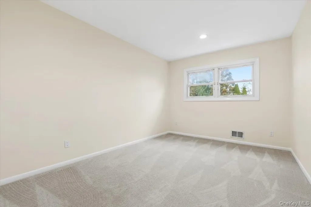 16 Dell Drive Eastchester NY 10709
