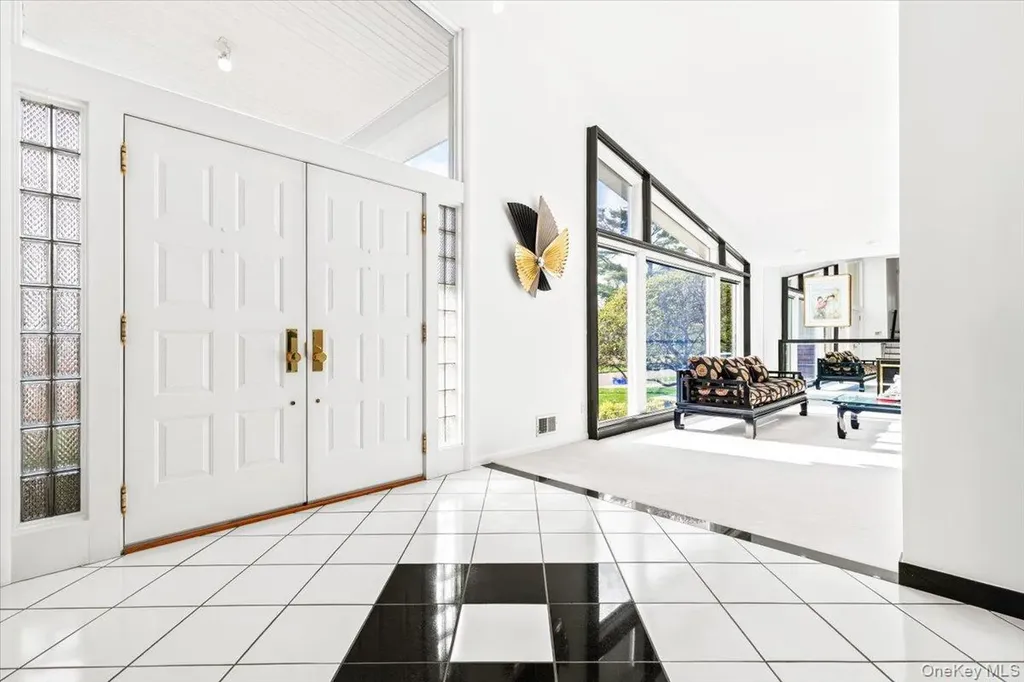 16 Dell Drive Eastchester NY 10709