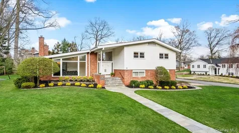 16 Dell Drive Eastchester NY 10709