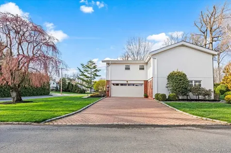 16 Dell Drive Eastchester NY 10709