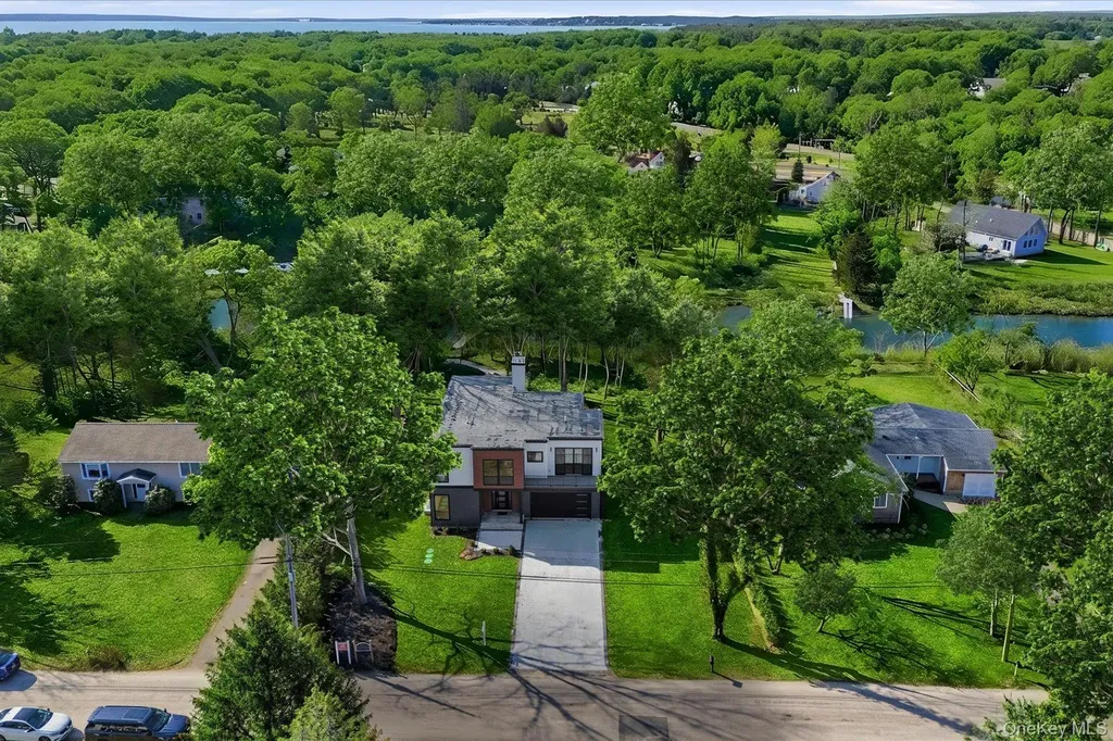600 Glenn Road Southold NY 11971