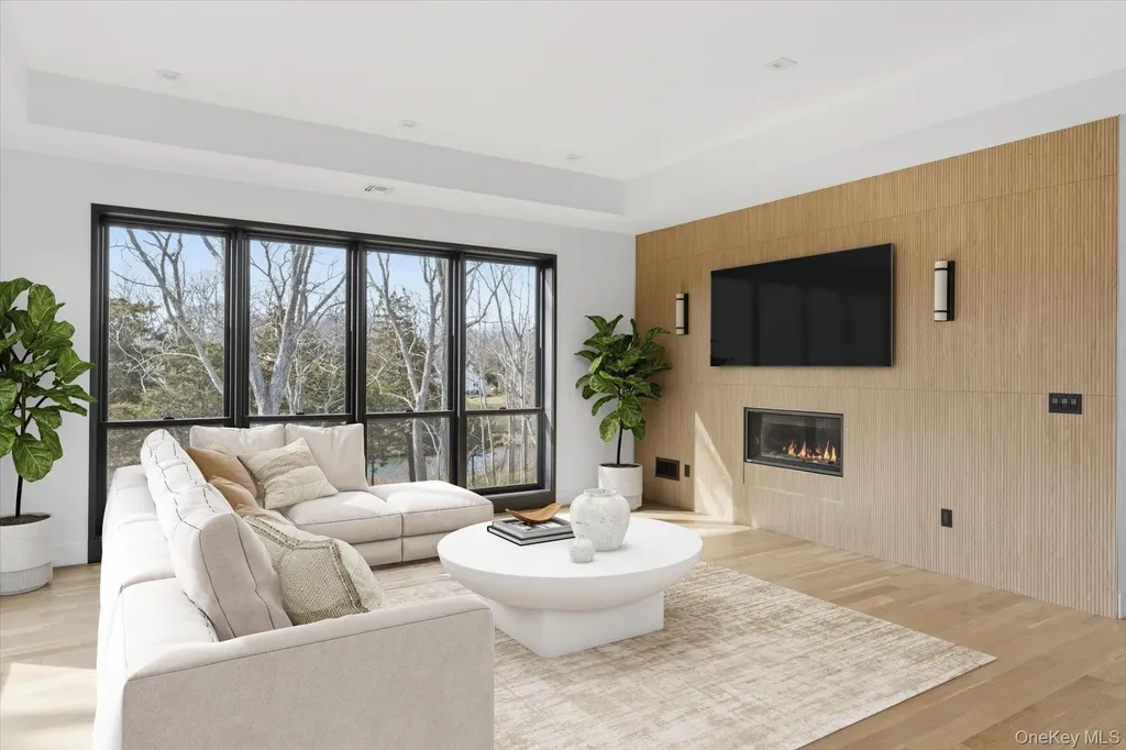 600 Glenn Road Southold NY 11971