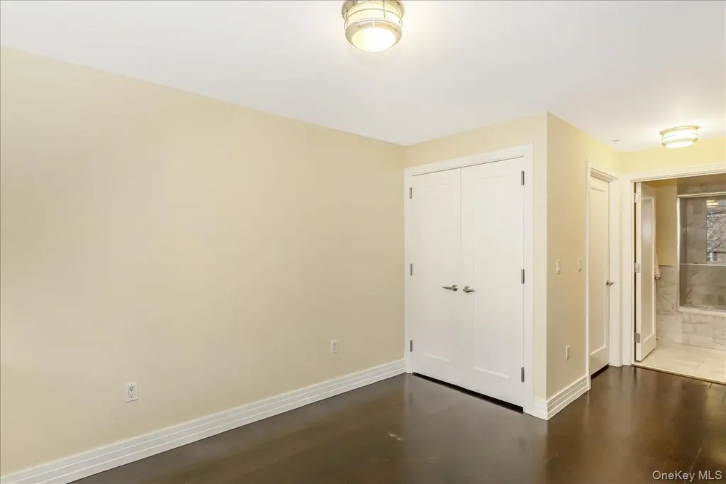 6405 Yellowstone Boulevard Forest Hills NY 11375