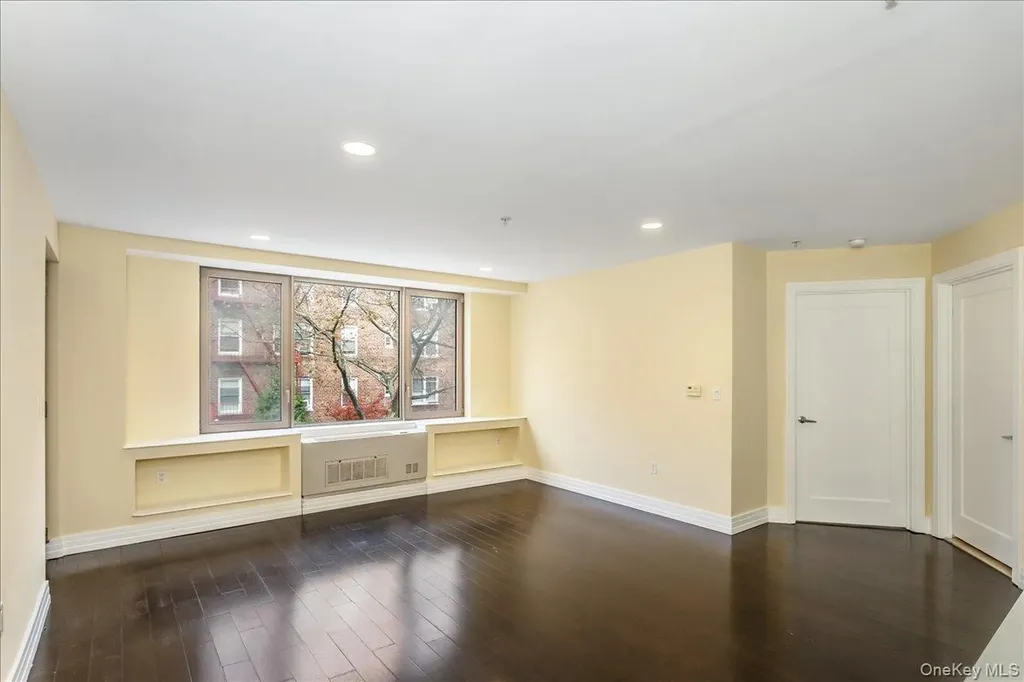 6405 Yellowstone Boulevard Forest Hills NY 11375