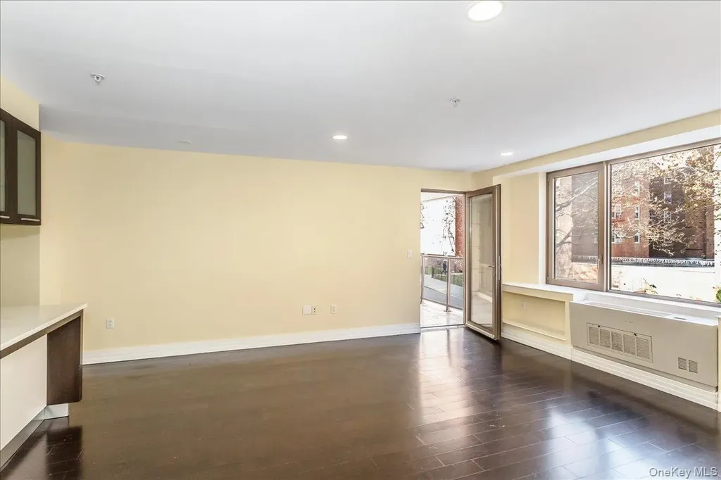 6405 Yellowstone Boulevard Forest Hills NY 11375