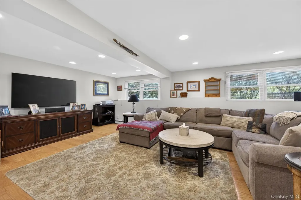 7 Bluebird Lane Huntington NY 11743
