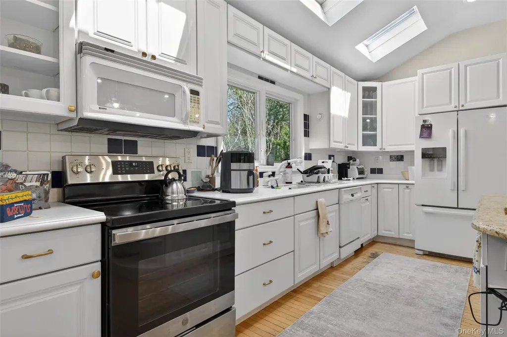 7 Bluebird Lane Huntington NY 11743