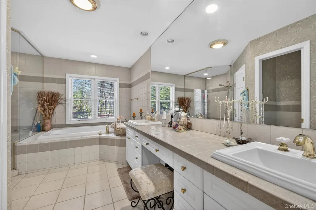 7 Bluebird Lane Huntington NY 11743