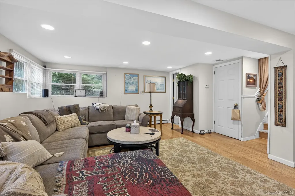7 Bluebird Lane Huntington NY 11743