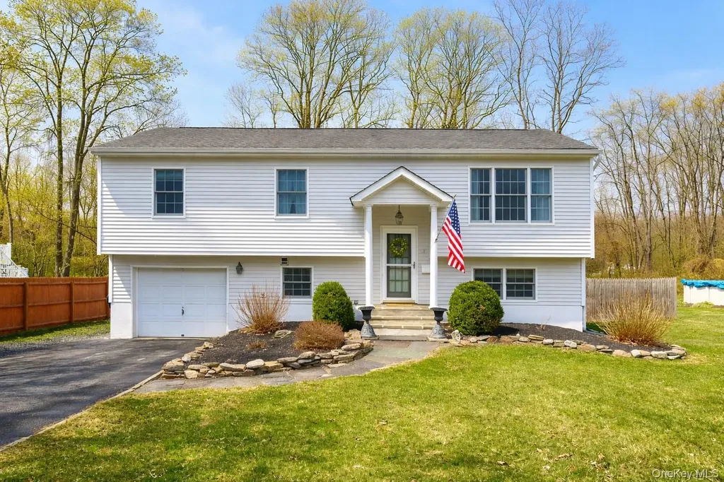 41 Cornell Avenue Red Hook NY 12571