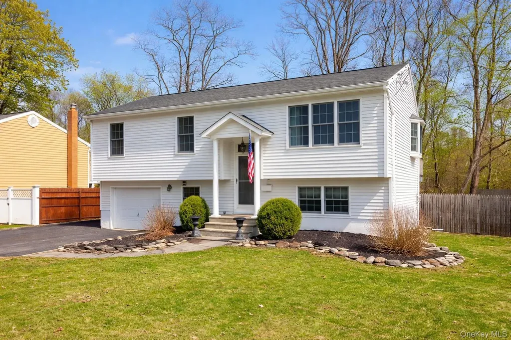 41 Cornell Avenue Red Hook NY 12571