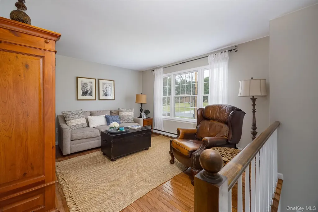 41 Cornell Avenue Red Hook NY 12571
