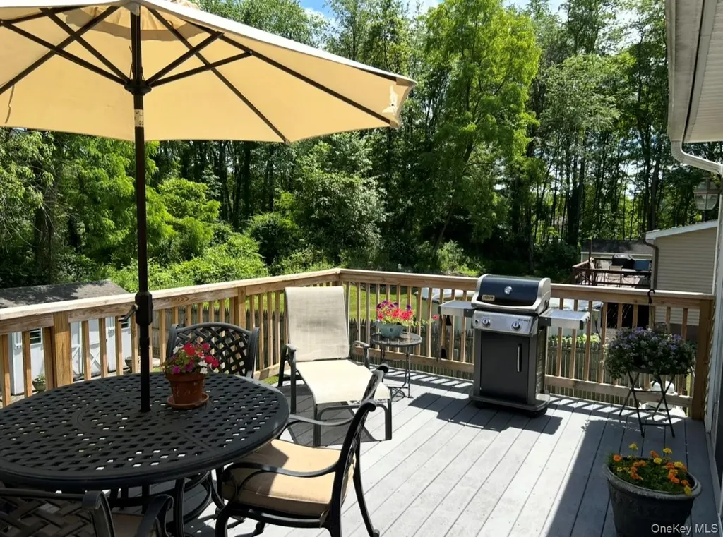 41 Cornell Avenue Red Hook NY 12571