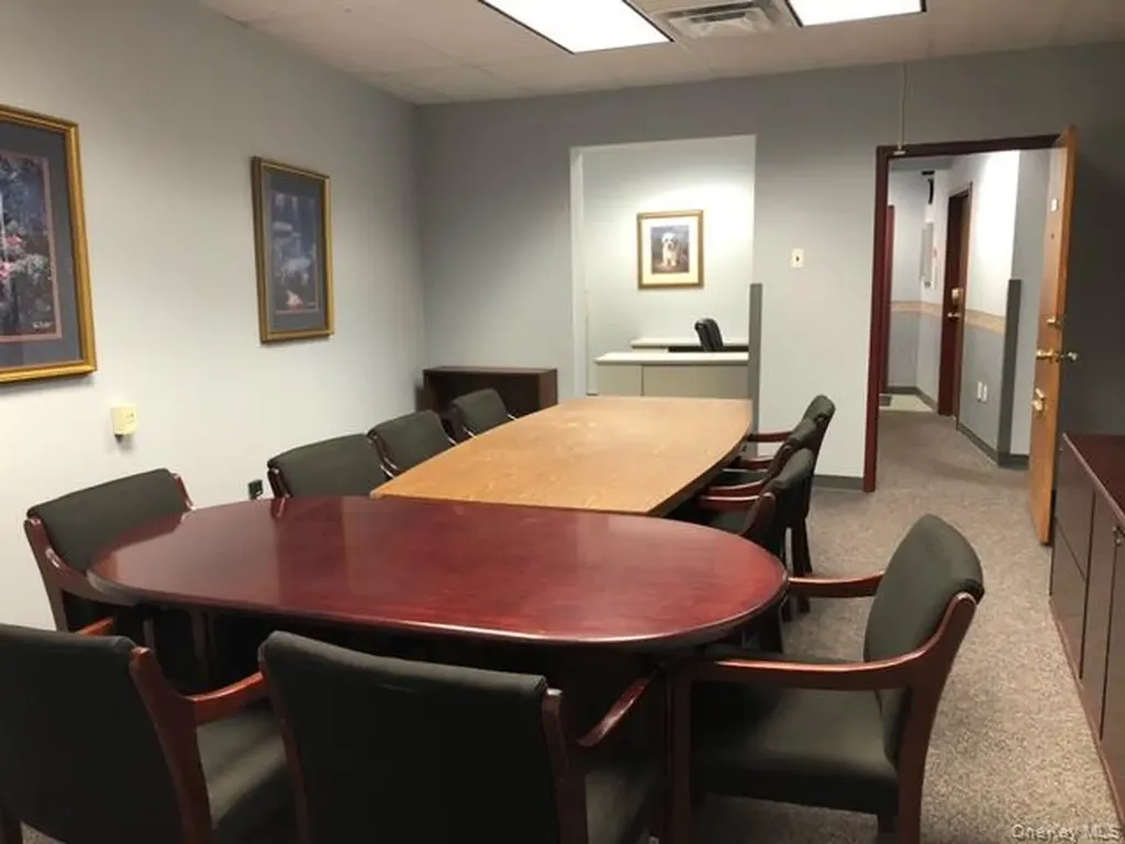 108 Merrick Road Lynbrook NY 11563