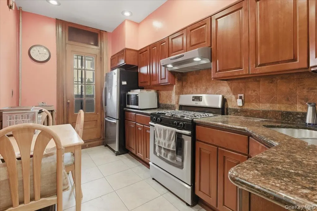 6051 68th Avenue Ridgewood NY 11385