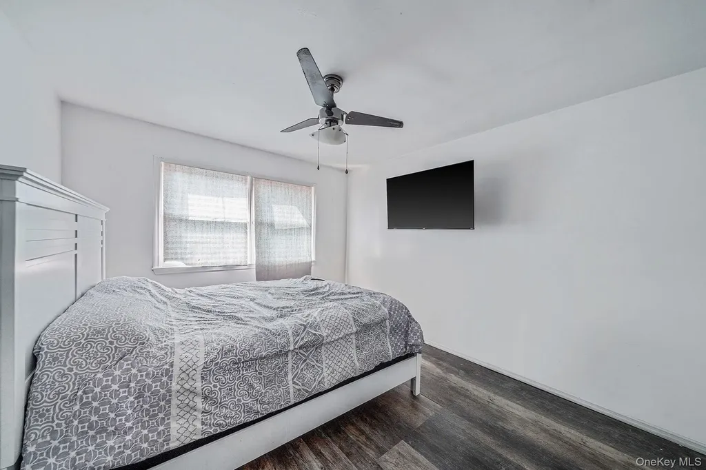 53 Spruce Street Central Islip NY 11722