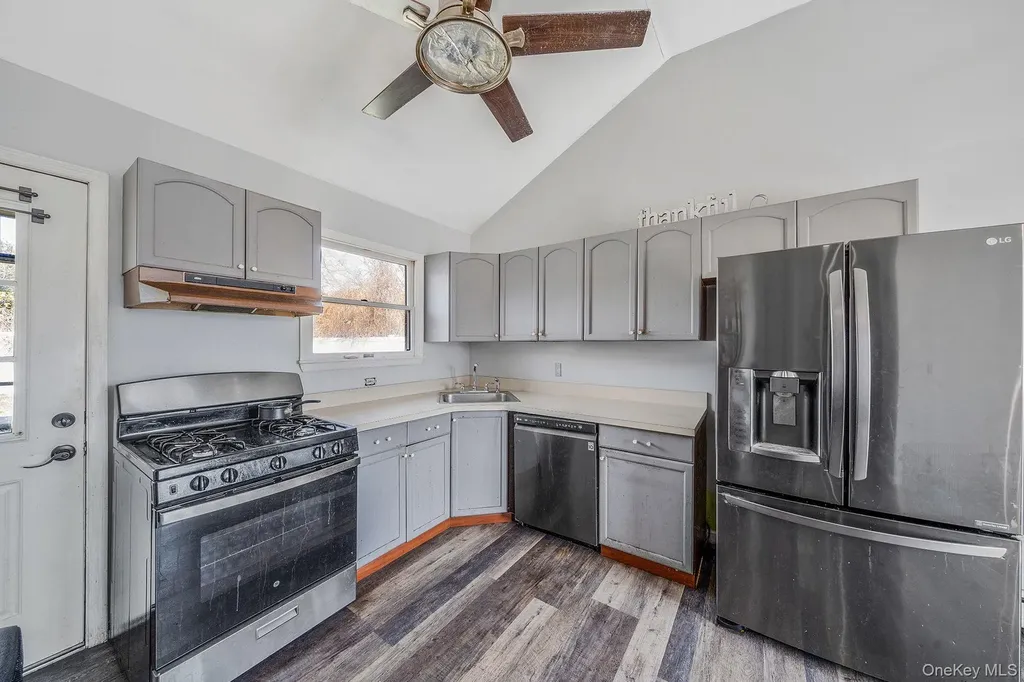 53 Spruce Street Central Islip NY 11722
