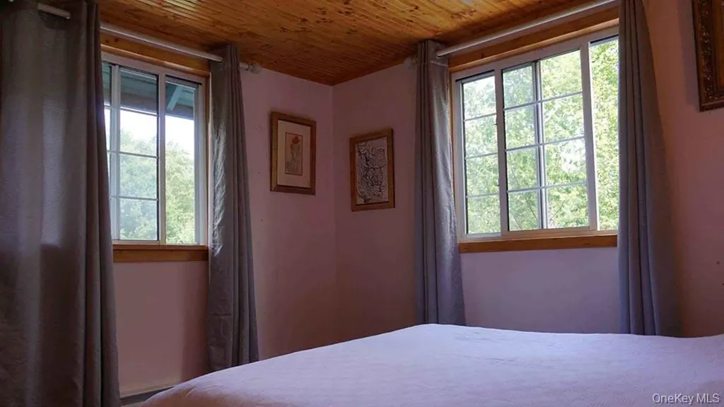 26 Maple Avenue Kauneonga Lake NY 12749