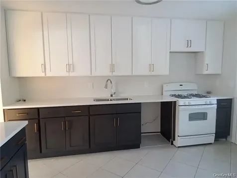 5 Suzie Drive Spring Valley NY 10977