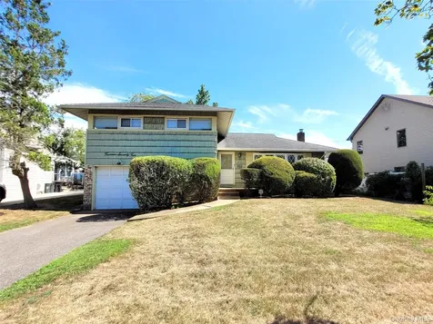 1474 Stephen Marc Lane East Meadow NY 11554