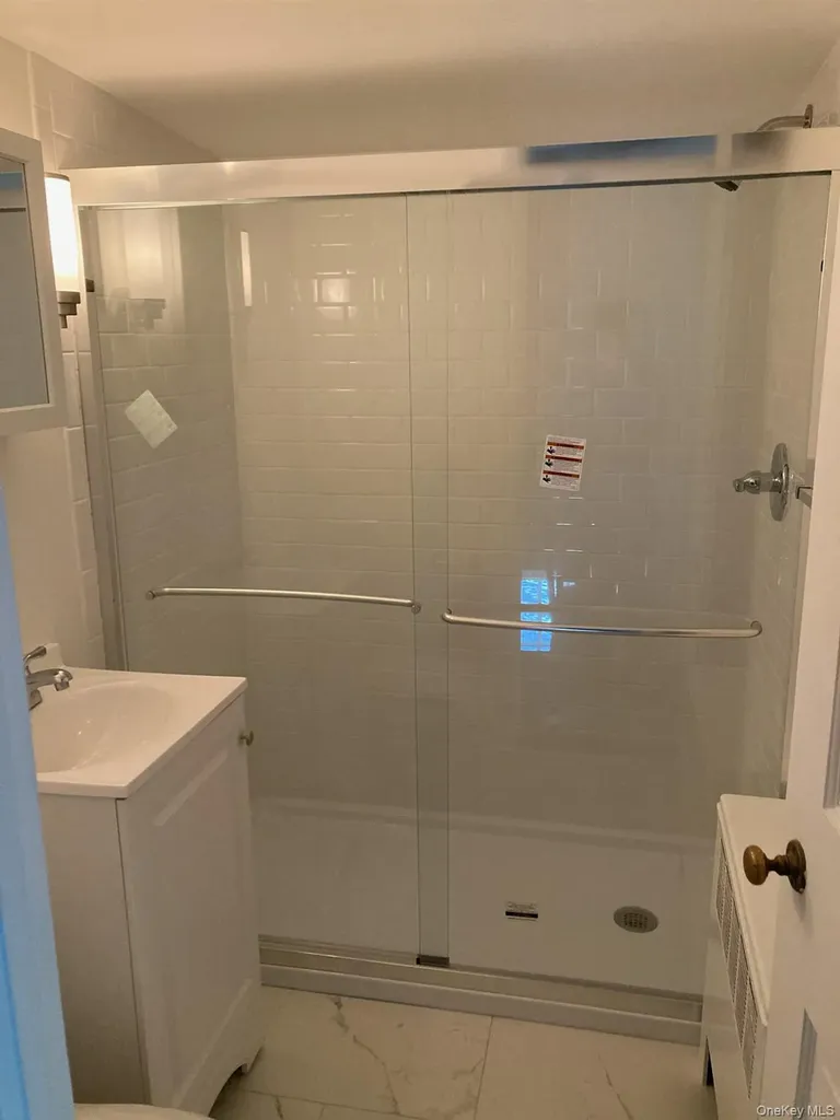 7 Harborview Stony Brook NY 11790