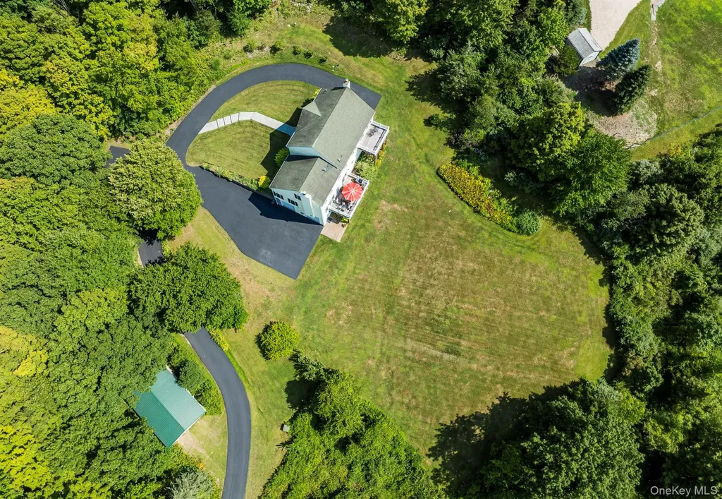 74 Willow Brook Ridge Clinton Corners NY 12514