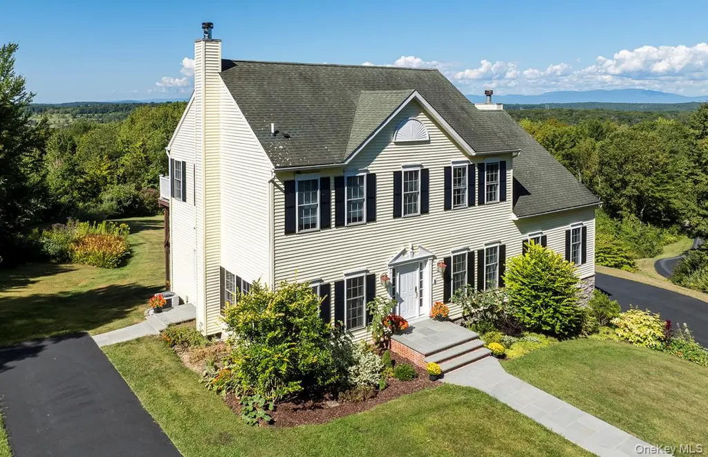 74 Willow Brook Ridge Clinton Corners NY 12514