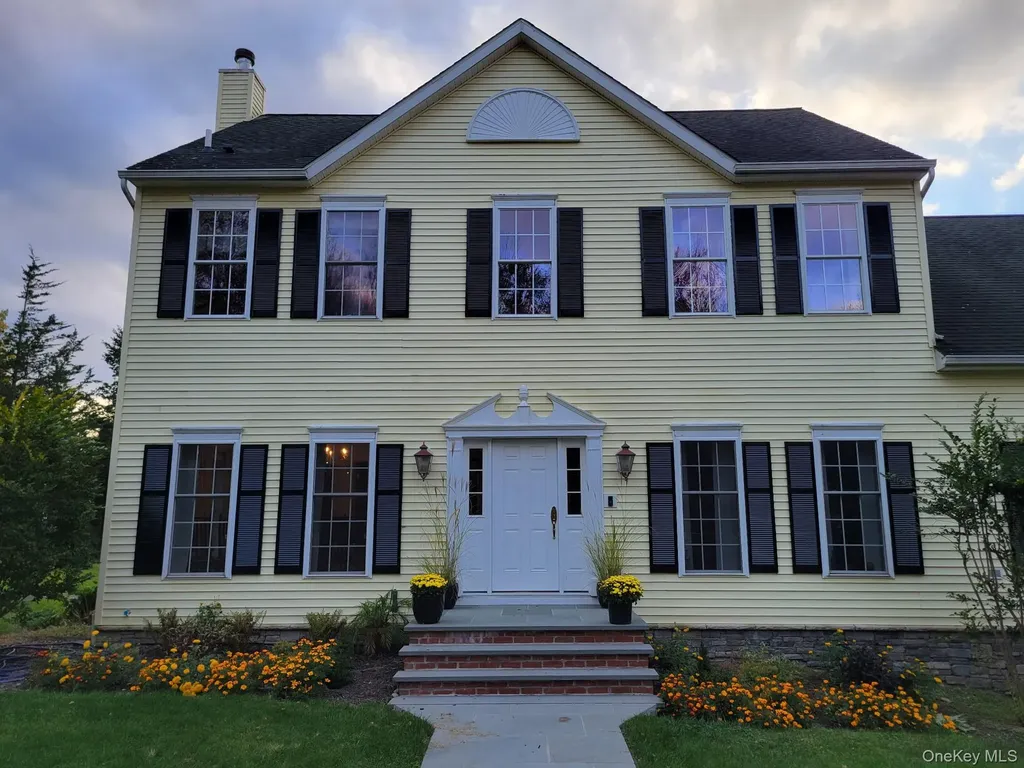 74 Willow Brook Ridge Clinton Corners NY 12514