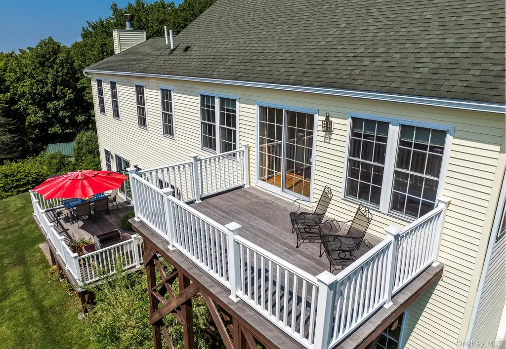 74 Willow Brook Ridge Clinton Corners NY 12514