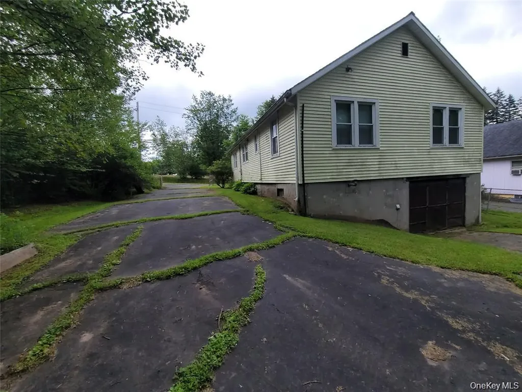 191 Hasbrouck A Road Loch Sheldrake NY 12759