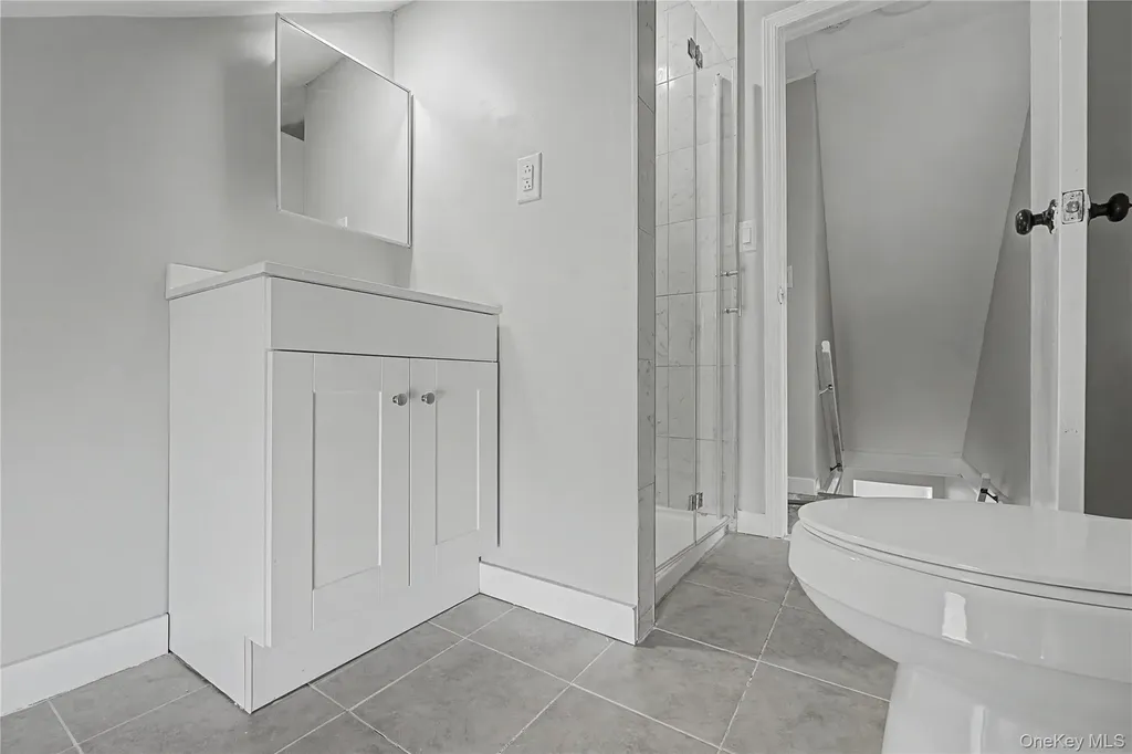 37 Fork Lane Hicksville NY 11801