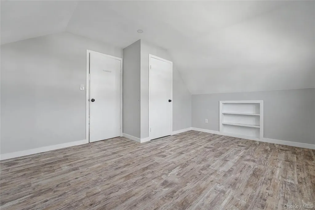 37 Fork Lane Hicksville NY 11801