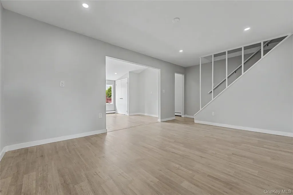 37 Fork Lane Hicksville NY 11801