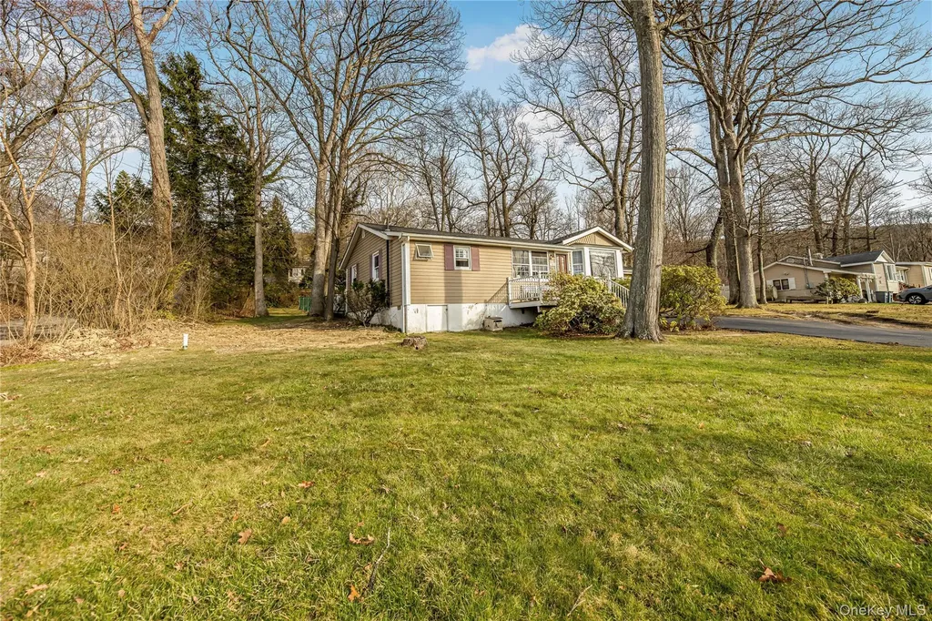 55 Glenwood Road Monroe NY 10950