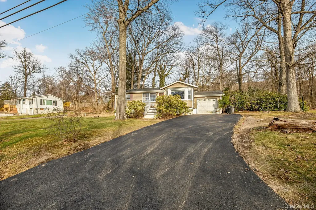 55 Glenwood Road Monroe NY 10950
