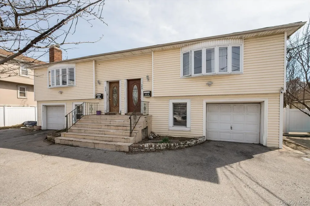 569 Peninsula Boulevard Cedarhurst NY 11516