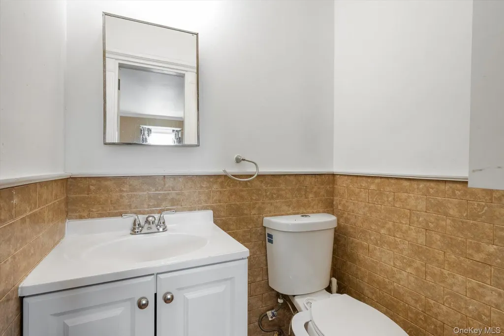 569 Peninsula Boulevard Cedarhurst NY 11516