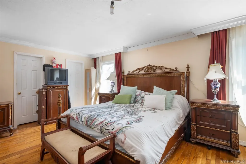 569 Peninsula Boulevard Cedarhurst NY 11516