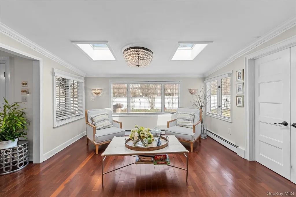 10 Heather Court Centereach NY 11720