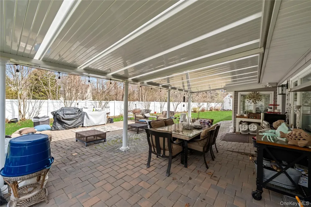 10 Heather Court Centereach NY 11720