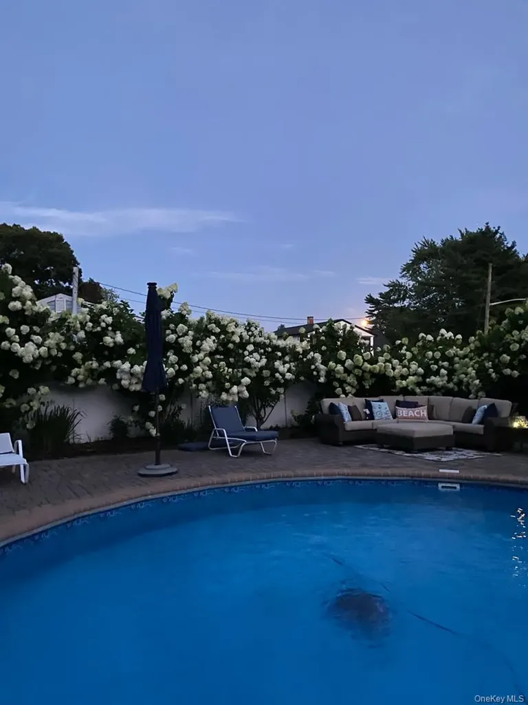 10 Heather Court Centereach NY 11720