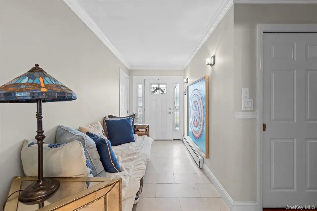 10 Heather Court Centereach NY 11720