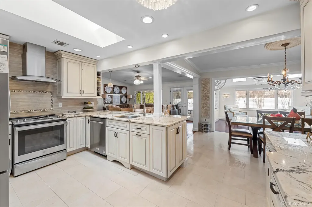 10 Heather Court Centereach NY 11720