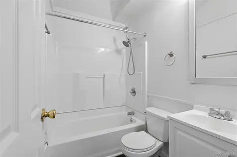 25 Woodland Terrace Court Carmel NY 10512