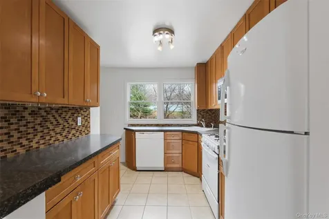 25 Woodland Terrace Court Carmel NY 10512