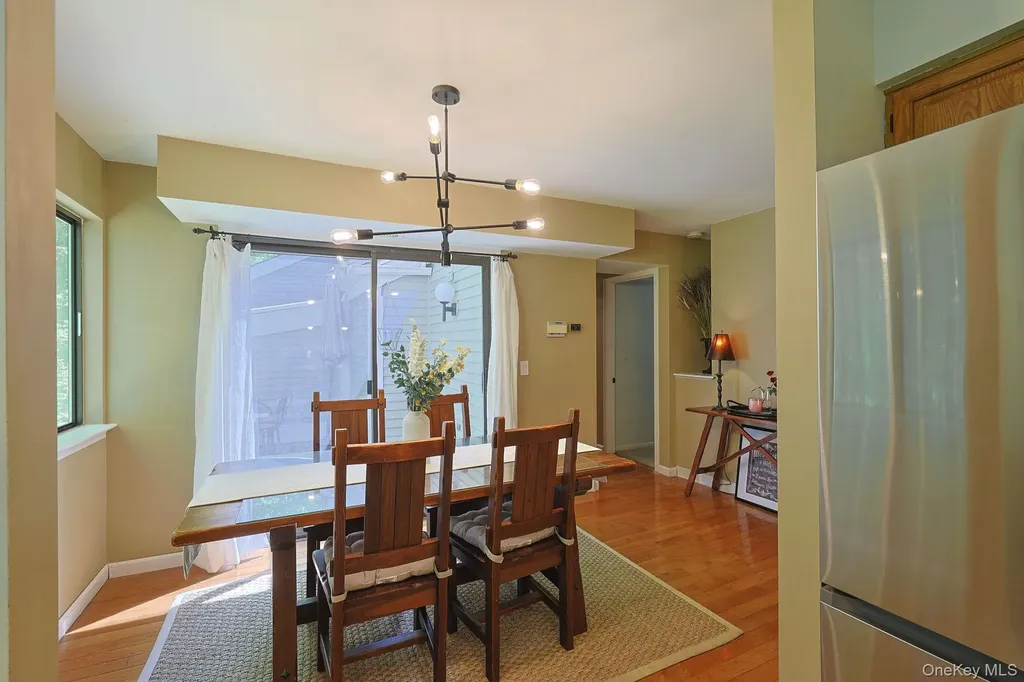 156 Stone Meadow South Salem NY 10590