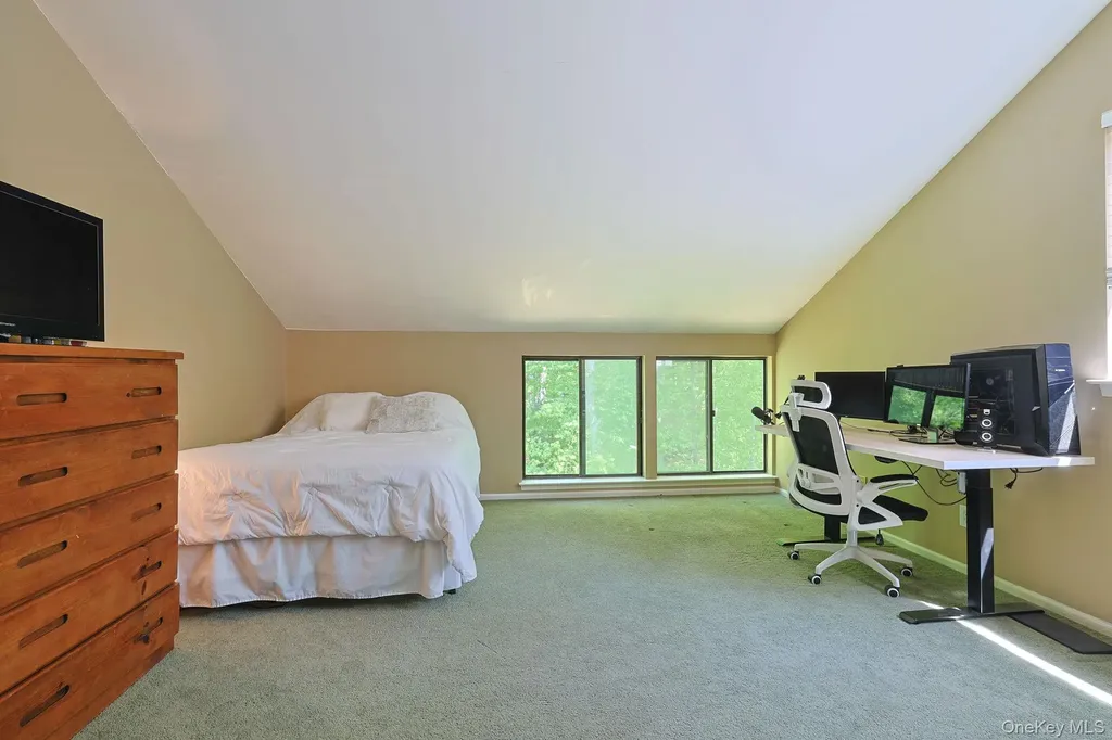 156 Stone Meadow South Salem NY 10590