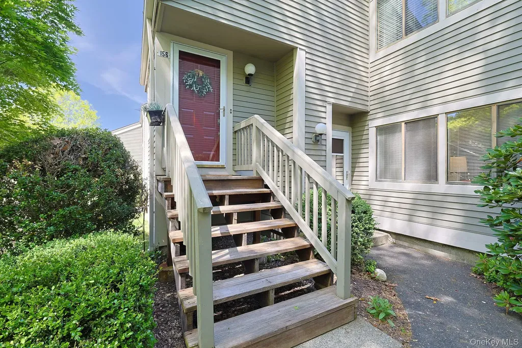 156 Stone Meadow South Salem NY 10590