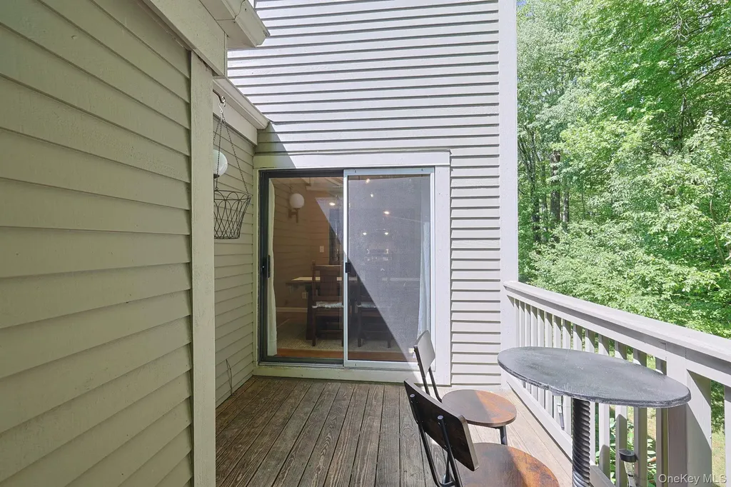 156 Stone Meadow South Salem NY 10590