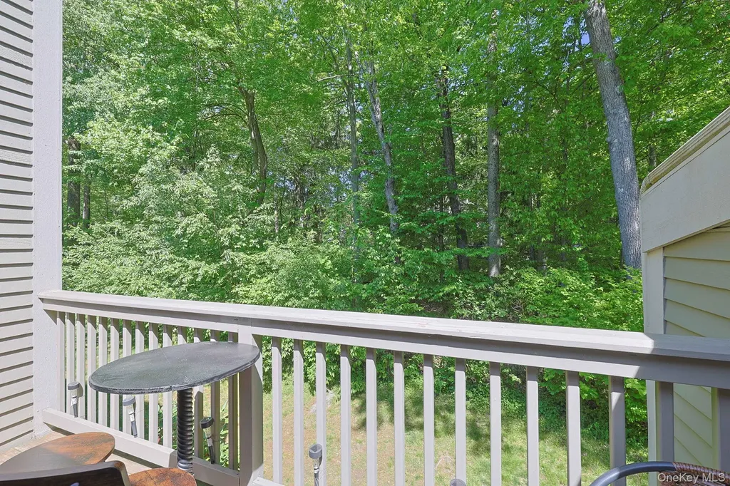 156 Stone Meadow South Salem NY 10590